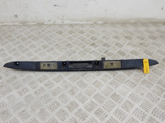 Подсветка номера BMW X5-series (E53) 51 13 7 054 941 Подсветка номера BMW X5-series (E53) 51 13 7 054 941