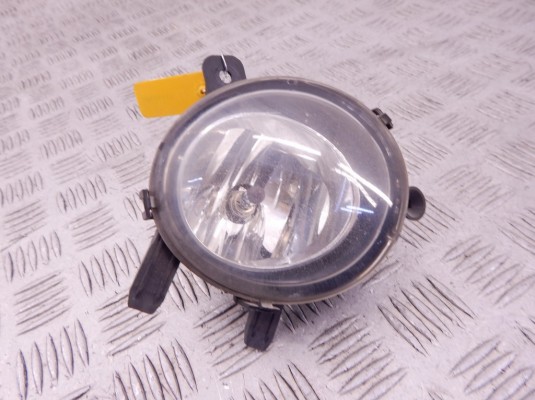 Фара противотуманная правая BMW 2-series (F45/46) 7342116