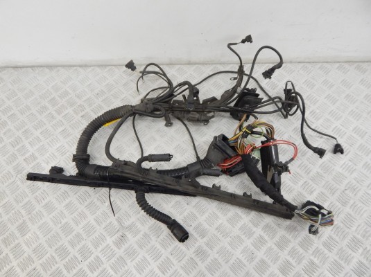 Проводка двигателя BMW 5-series (E39) 12 51 1 433 358