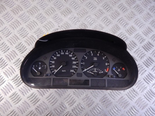 Щиток приборов (приборная панель) BMW 3-series (E46) 62 10 4 117 729