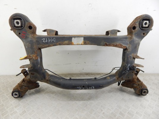 Балка подвески задняя BMW 1-series (E87) 33 31 6 783 713