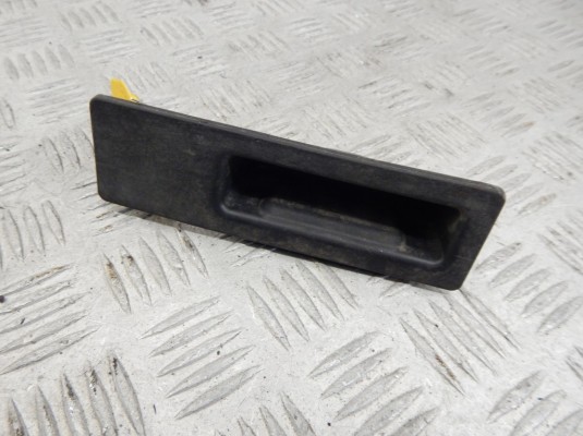 Кнопка открытия багажника BMW X3-series (F25) 51 24 7 463 161