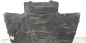 Шумоизоляция капота BMW 5-series (E39)