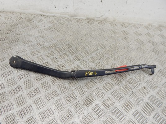 Щеткодержатель (поводок стеклоочистителя, дворник) BMW 3-series (E90/91/92) 61 61 7 171 639 Щеткодержатель (поводок стеклоочистителя, дворник) BMW 3-series (E90/91/92) 61 61 7 171 639