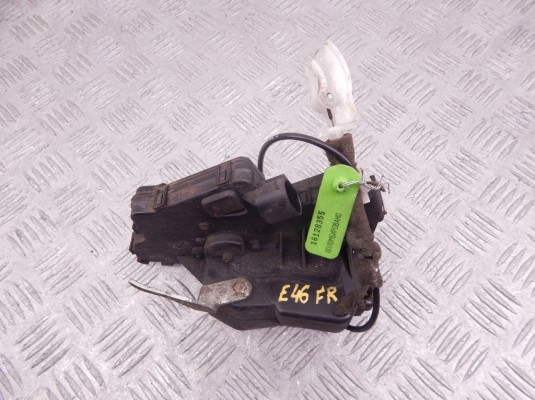 Замок двери передней правой BMW 3-series (E46) 51 21 8 206 408