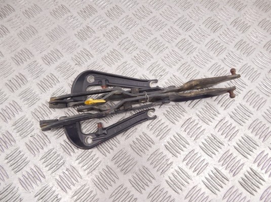 Петля крышки багажника BMW 5-series (E39) 41 62 8 203 277