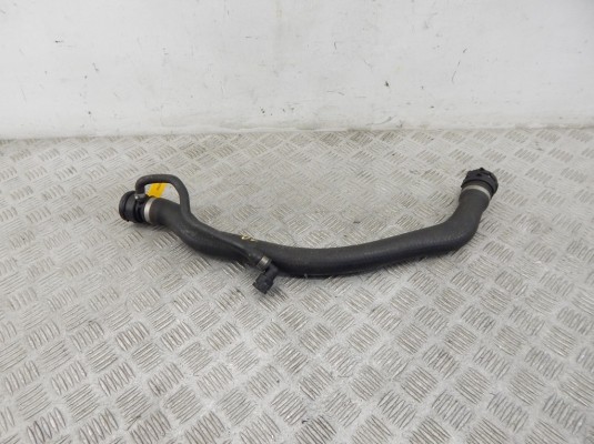 Патрубок радиатора BMW 5-series (E60/61) 17 12 7 787 449 Патрубок радиатора BMW 5-series (E60/61) 17 12 7 787 449