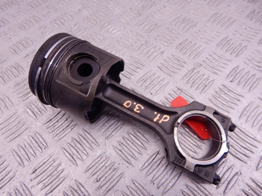 Поршень BMW 5-series (E39) 11 25 7 786 453