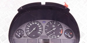 Щиток приборов (приборная панель) BMW 5-series (E39) 62 11 8 375 895
