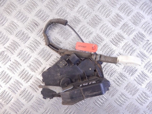 Замок двери передней правой BMW 3-series (E46) 51 21 8 206 408