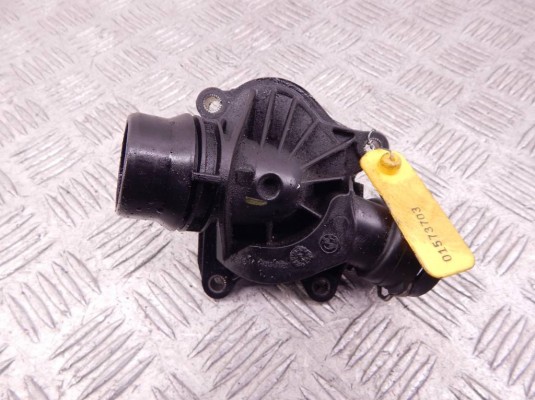 Корпус термостата BMW X5-series (E53) 11 51 7 805 811