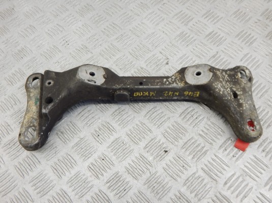 Кронштейн КПП BMW 3-series (E46) 22 31 6 757 103