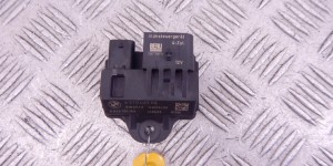 Реле накала свечей BMW 5-series (F10/11) 12 21 8 570 087 Реле накала свечей BMW 5-series (F10/11) 12 21 8 570 087