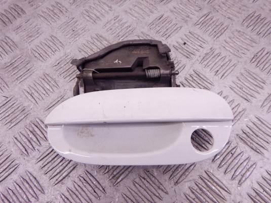 Ручка наружная передняя левая BMW 5-series (E39) 51 21 0 000 515