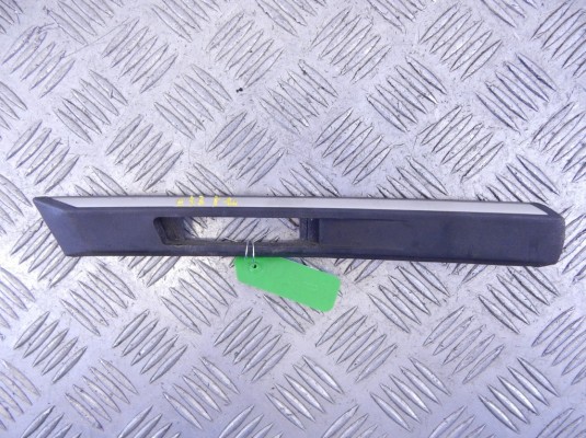 Молдинг крыла переднего левого BMW 7-series (E38) 51 13 8 208 387
