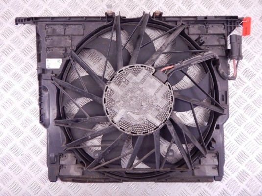 Вентилятор радиатора BMW 7-series (F01/02) 17 41 4 578 976