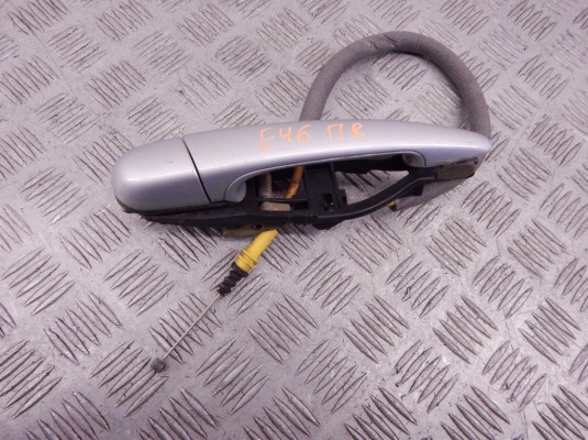 Ручка наружная передняя правая BMW 5-series (E39) 51 21 8 253 456