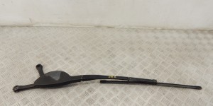 Щеткодержатель (поводок стеклоочистителя, дворник) BMW 5-series (E39) 61 61 8 209 880