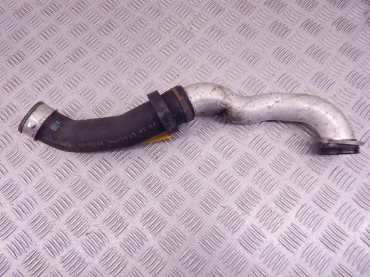 Патрубок интеркулера BMW 3-series (E46) 11 61 7 786 865 Патрубок интеркулера BMW 3-series (E46) 11 61 7 786 865