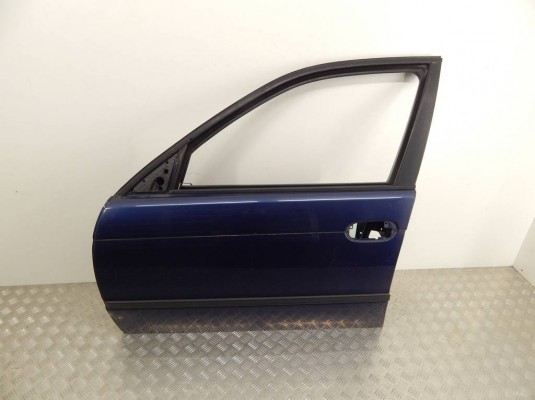 Дверь передняя левая BMW 5-series (E39) 41 51 8 216 817