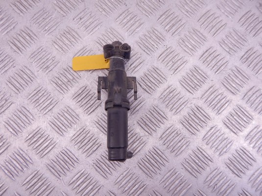 Форсунка омывателя фар BMW 7-series (F01/02) 61 67 7 178 743 Форсунка омывателя фар BMW 7-series (F01/02) 61 67 7 178 743