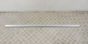 Молдинг двери передней левой BMW 5-series (E39) 7004023 Молдинг двери передней левой BMW 5-series (E39) 7004023