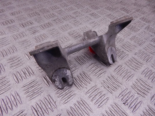 Кронштейн КПП BMW X1-series (E84) 22 32 6 795 972