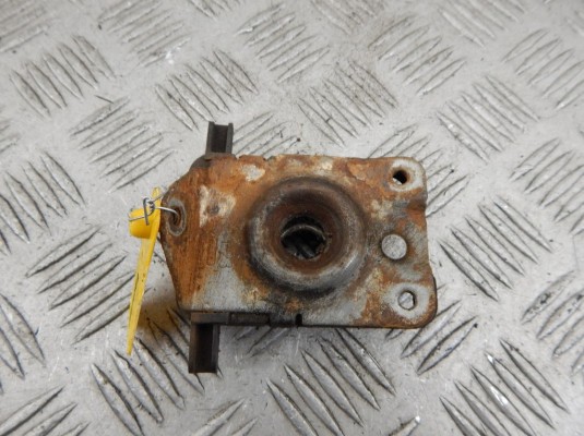 Замок капота BMW 3-series (E46) 51 23 8 203 859 Замок капота BMW 3-series (E46) 51 23 8 203 859