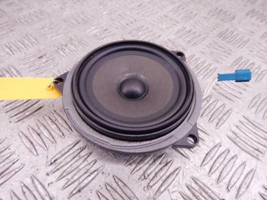 Динамик двери передней левой BMW 1-series (E87) 65 12 4 142 968 Динамик двери передней левой BMW 1-series (E87) 65 12 4 142 968