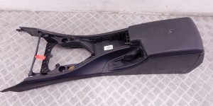Подлокотник BMW 3-series (E90/91/92) 51 16 7 137 569