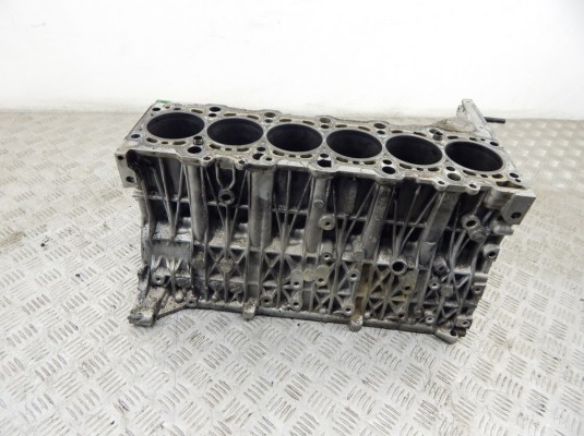 Блок цилиндров BMW X3-series (E83) 11 11 0 413 973
