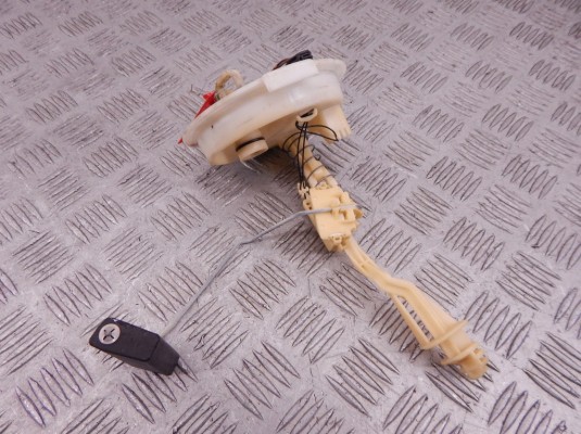 Датчик уровня топлива BMW 5-series (E39) 16 14 1 183 179