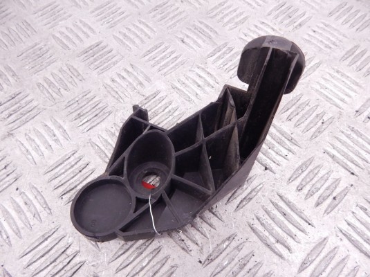 Кронштейн крепления бампера переднего BMW 3-series (E46) 51 11 7 030 619