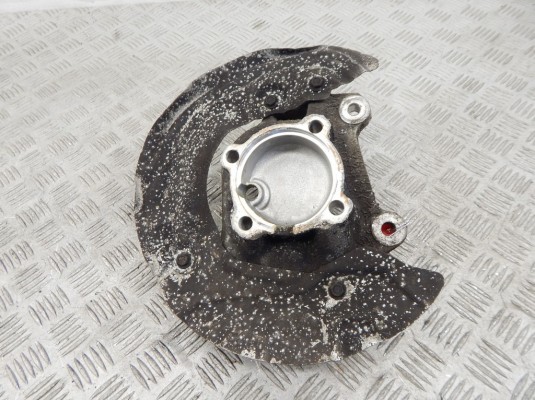 Ступица передняя левая BMW 1-series (E87) 31 21 6 764 443