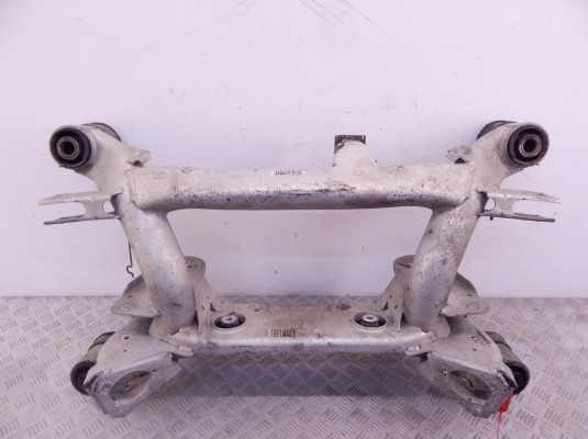 Балка подвески задняя BMW 5-series (E39) 33 31 1 097 250