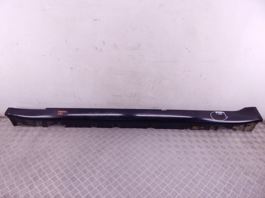 Накладка на порог BMW 7-series (F01/02) 51 77 7 225 837