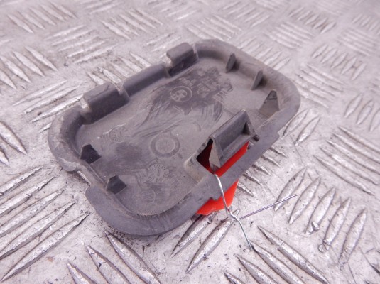 Защита арок передняя правая (подкрылок) BMW 3-series (E90/91/92) 51 71 7 143 847 Защита арок передняя правая (подкрылок) BMW 3-series (E90/91/92) 51 71 7 143 847