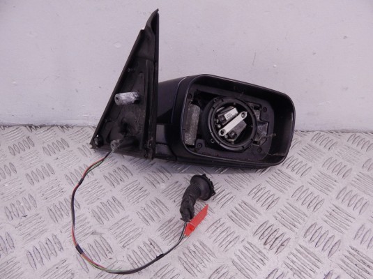 Зеркало наружное правое BMW 5-series (E39) 51 16 8 266 604