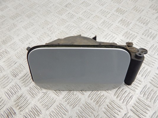 Лючок топливного бака BMW 5-series (E60/61) 51 17 7 034 281