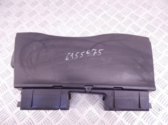 Воздухозаборник BMW 3-series (E90/91/92) 13 71 7 798 772