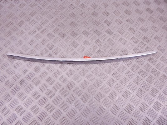 Молдинг бампера переднего BMW 7-series (F01/02) 51 11 7 197 292 Молдинг бампера переднего BMW 7-series (F01/02) 51 11 7 197 292