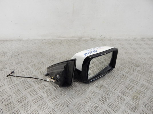 Зеркало наружное правое BMW X3-series (E83) Зеркало наружное правое BMW X3-series (E83)
