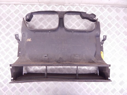 Воздухозаборник BMW 3-series (E46) 51 71 8 202 831 Воздухозаборник BMW 3-series (E46) 51 71 8 202 831