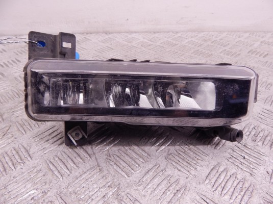 Фара противотуманная правая BMW X7-series (G07) 63 17 7 471 082