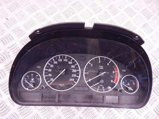 Щиток приборов (приборная панель) BMW 5-series (E39) 62 11 6 914 883