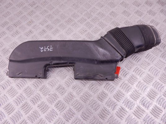 Воздуховод BMW X1-series (E84) 13 71 7 541 737 Воздуховод BMW X1-series (E84) 13 71 7 541 737