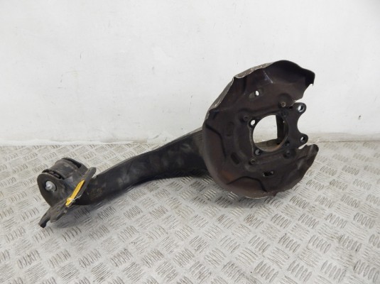 Рычаг задний левый BMW X1-series (F48) 33 32 6 851 579