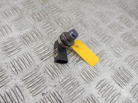 Датчик давления топлива BMW 5-series (E60/61) 13 53 7 787 167 Датчик давления топлива BMW 5-series (E60/61) 13 53 7 787 167