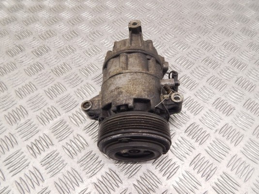 Компрессор кондиционера BMW 3-series (E46) 64 52 6 908 660