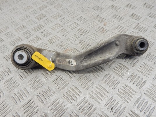 Рычаг задний левый BMW 7-series (F01/02) 33 32 6 782 131